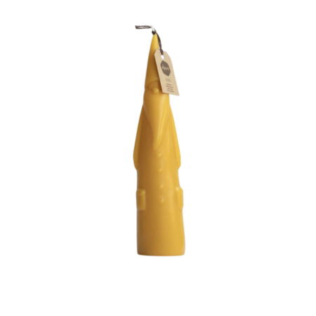 bijenwaskaars in de vorm van een kerstman lang dipam