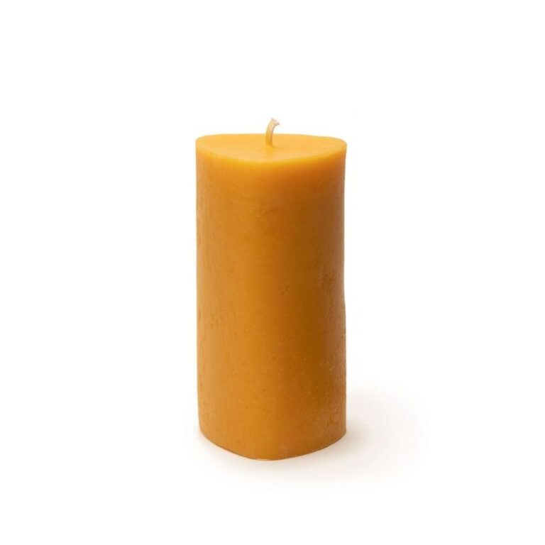 driehoekige stompkaars van bijenwas Ø9 x 17 cm 1 kaars